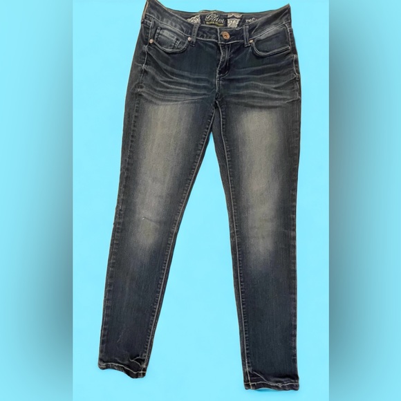 refuge Denim - Refuge Jeans